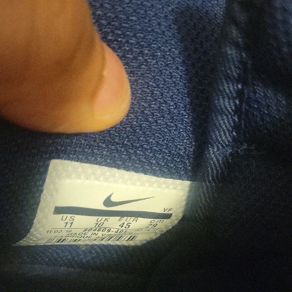 Nike Men High-Top Sneakers - Dark Blue and Gum Sole - Picture 3 of 5